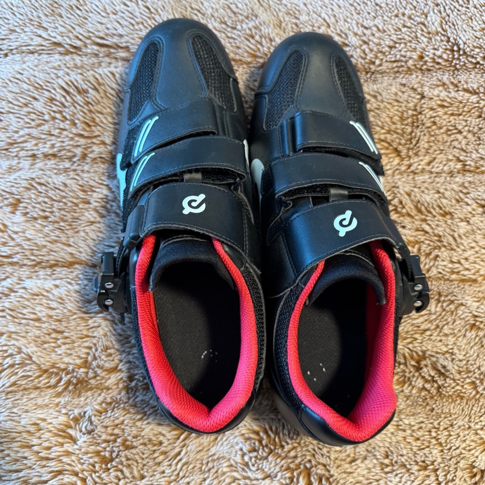 Peloton Cycling Shoes Size 42 (11W/9M)